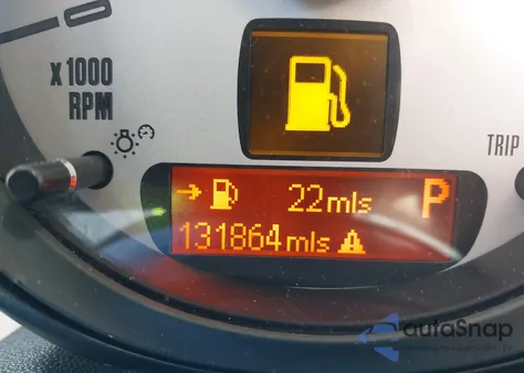 2013 Mini Hardtop Cooper z USA, uszkodzony, nr VIN WMWSU3C55DT686298